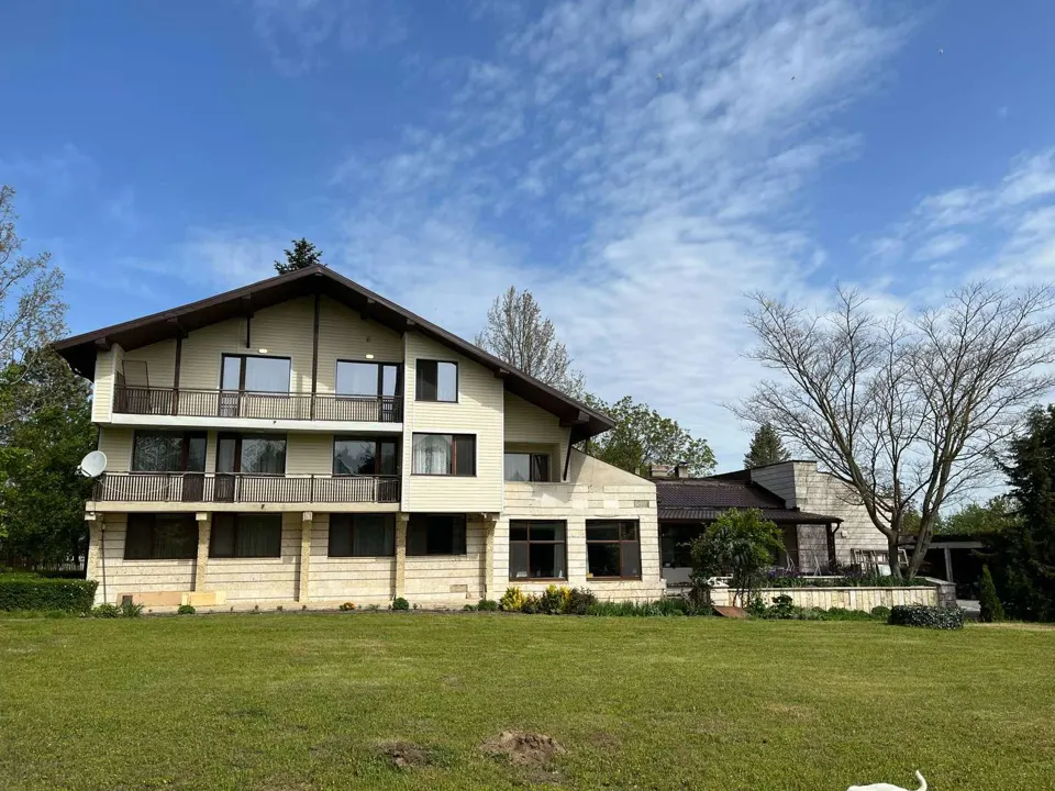 Exterior · Krushari Gardens